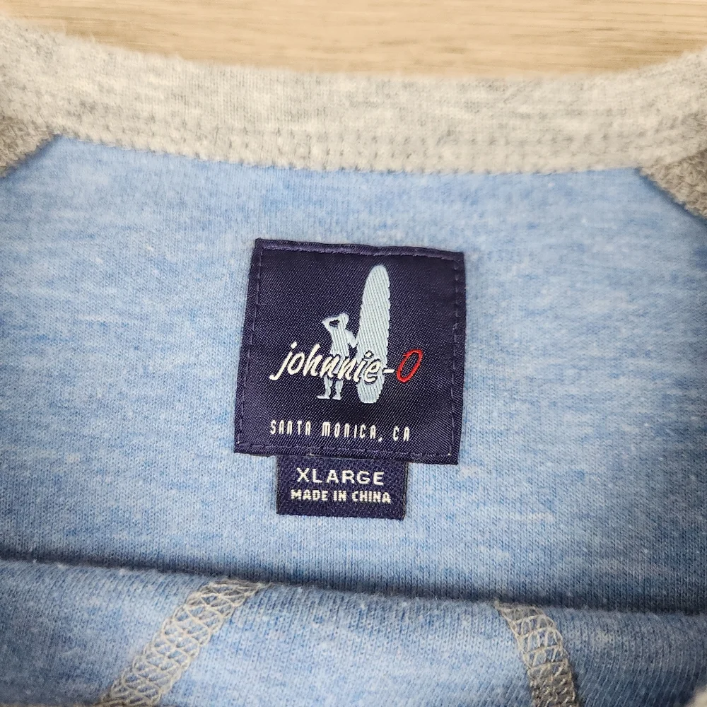 Johnnie O Sweatshirt Mens XL Gray Pullover Crew Neck Striped Logo - Picture 4 of 6